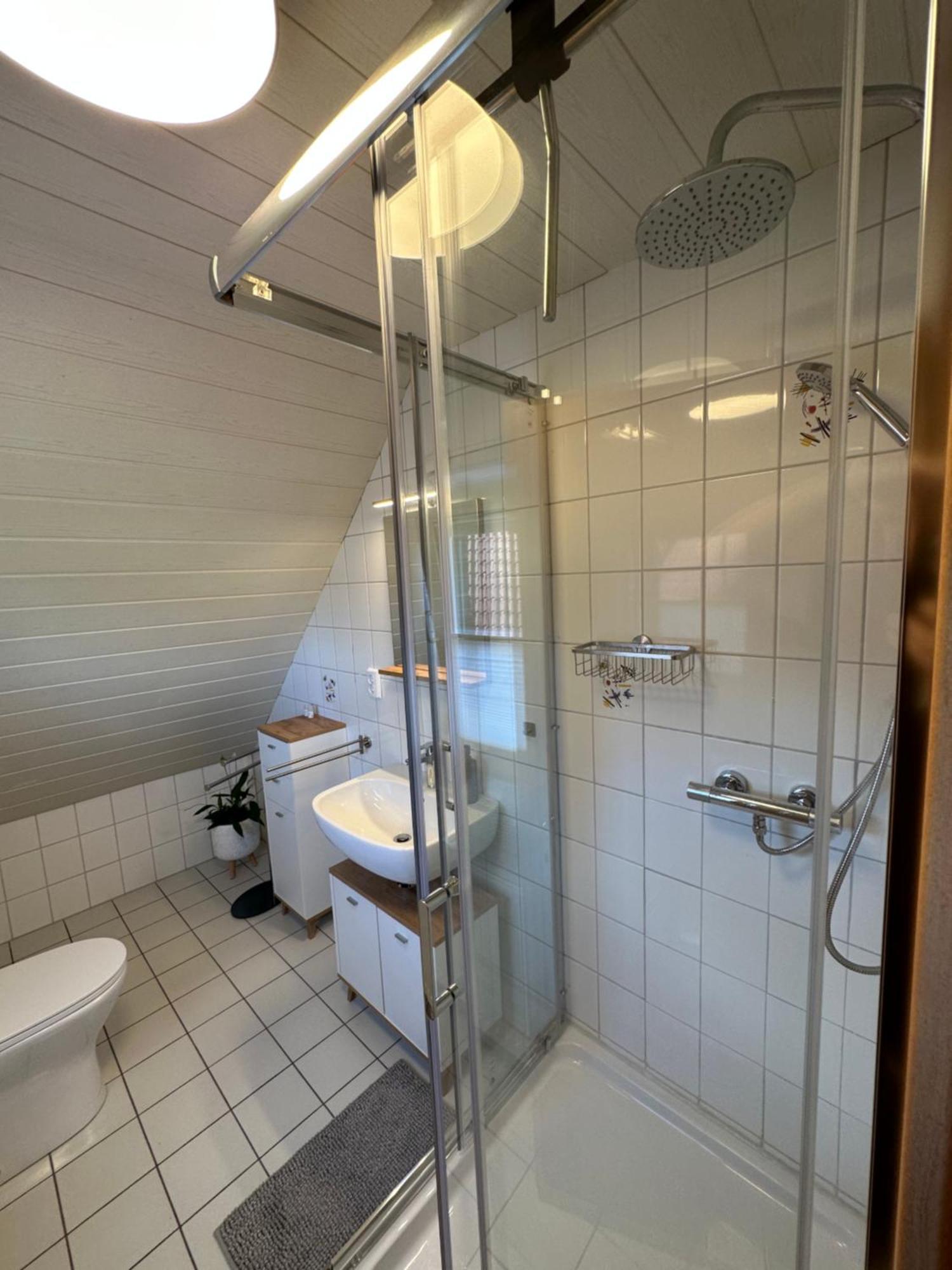 Ruhige, Kleine Ferienwohnung Schortens Kültér fotó